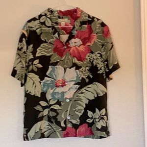 Aloha Print shirt and matching pant bottoms (blk)